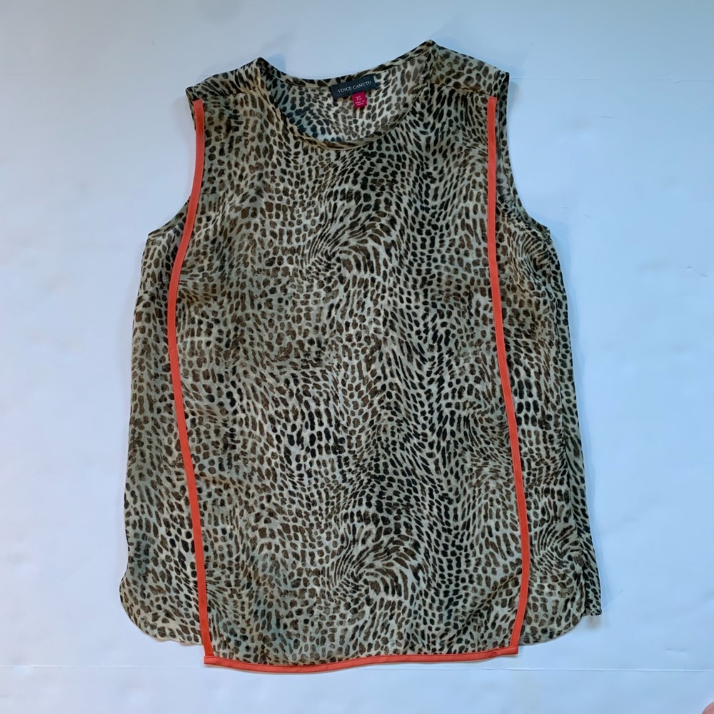 Vince Camuto Leopard print Blouse